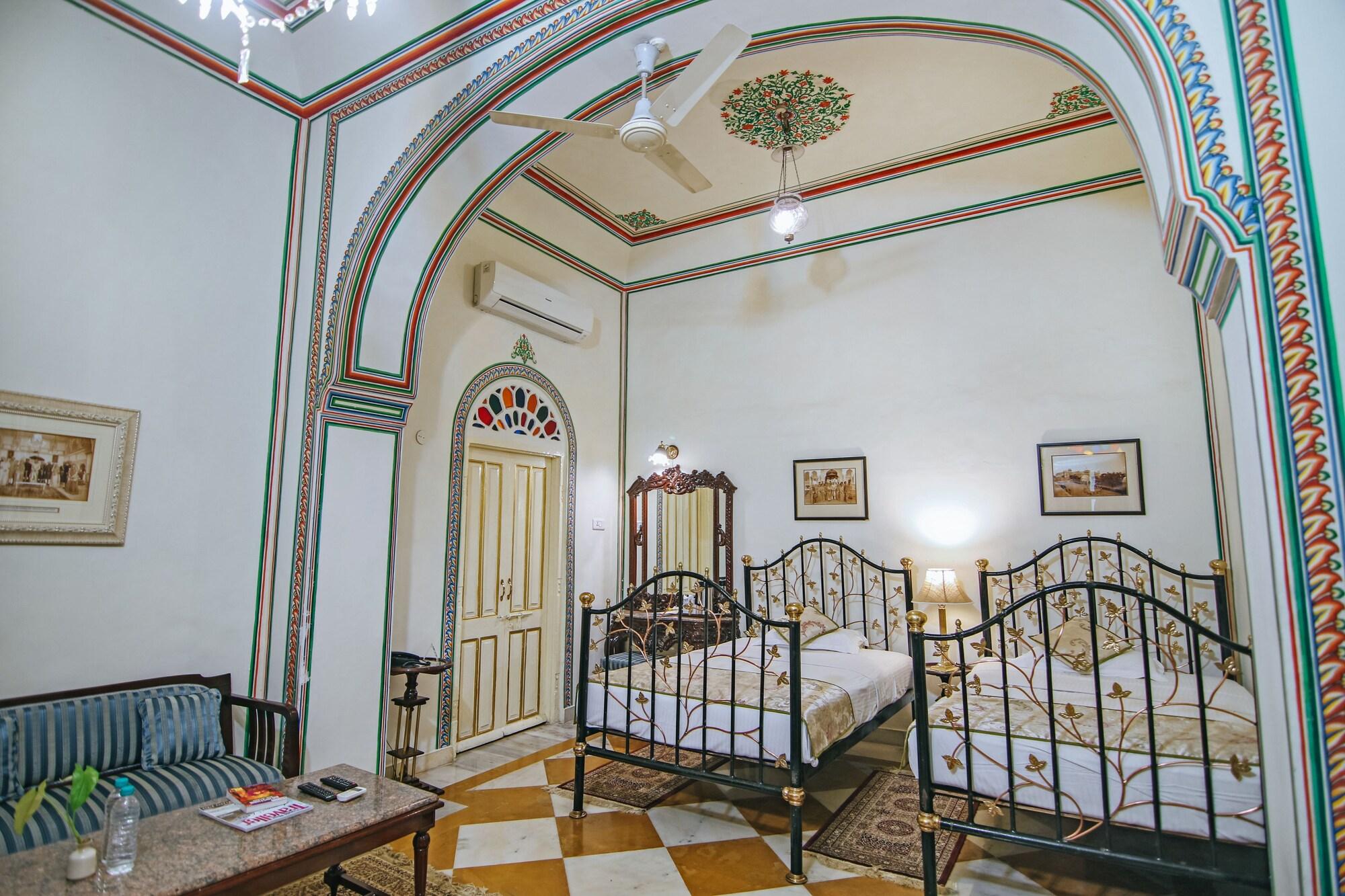 Alsisar Haveli - Heritage Hotel Джайпур Екстериор снимка