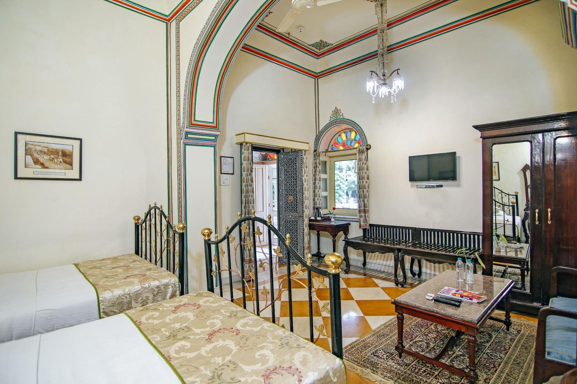 Alsisar Haveli - Heritage Hotel Джайпур Екстериор снимка