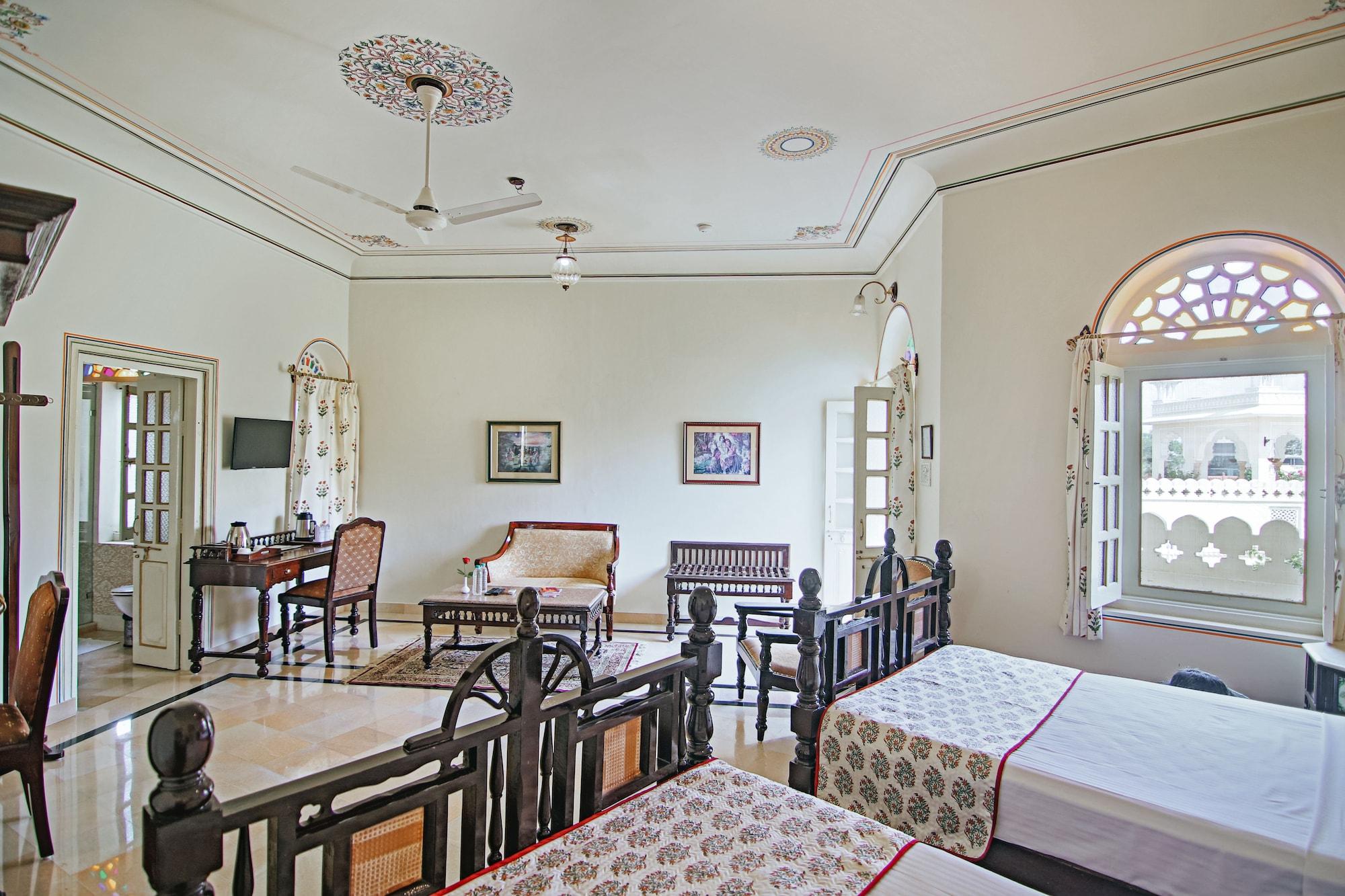 Alsisar Haveli - Heritage Hotel Джайпур Екстериор снимка