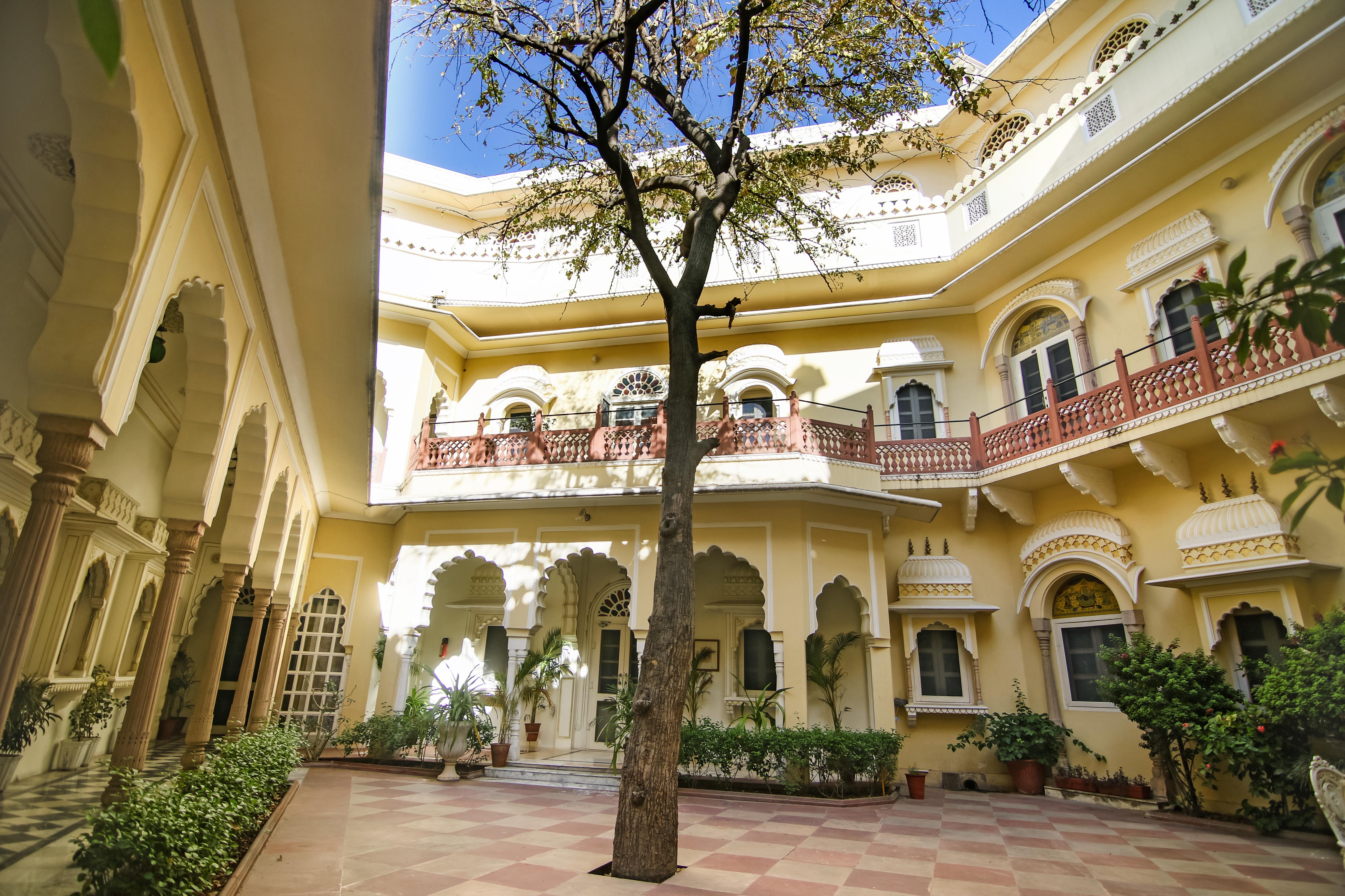 Alsisar Haveli - Heritage Hotel Джайпур Екстериор снимка