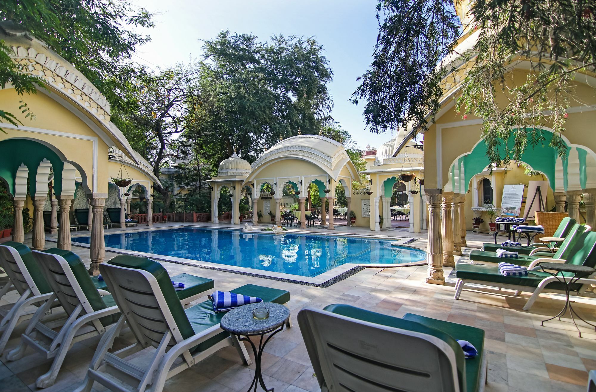 Alsisar Haveli - Heritage Hotel Джайпур Екстериор снимка